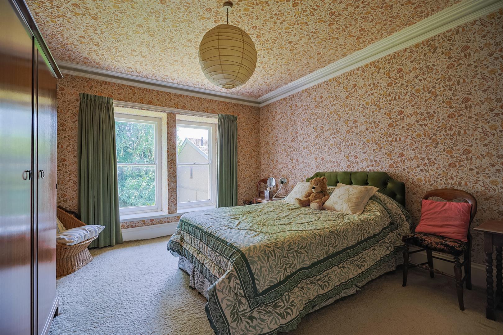 Avondale House, Llys Tawel, Ystradgynlais, Swansea, SA9 1BL